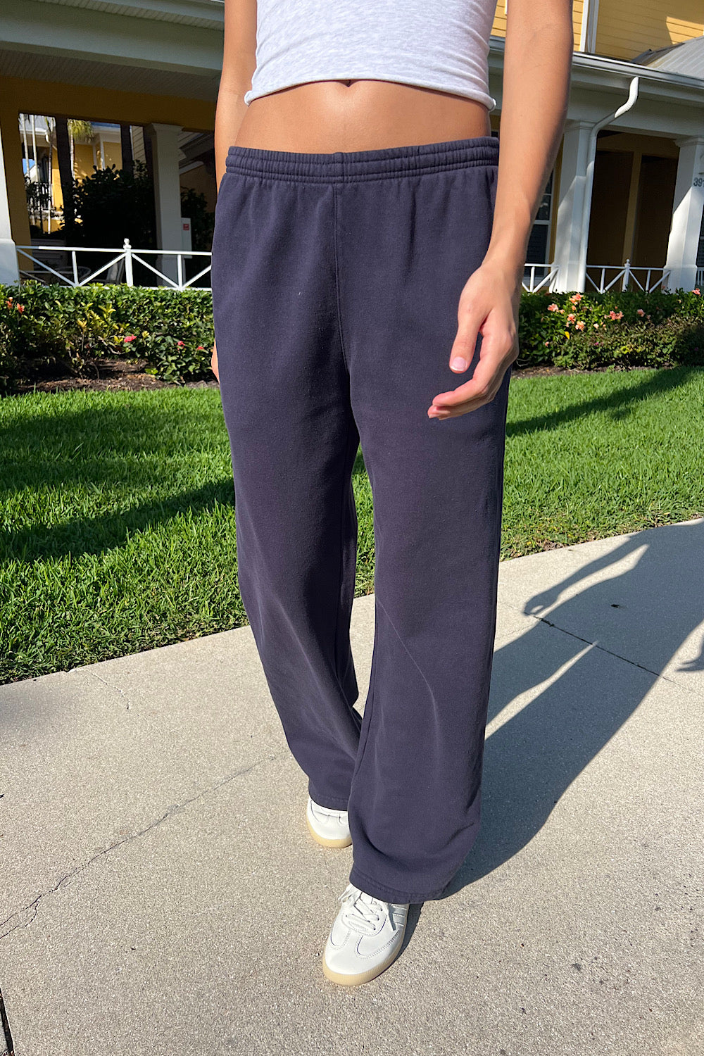 Anastasia Tie Sweatpants – Brandy Melville UK