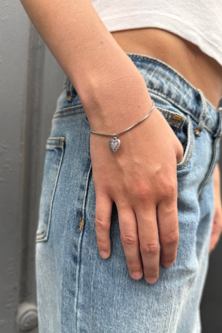 Vintage Heart Bracelet | Silver