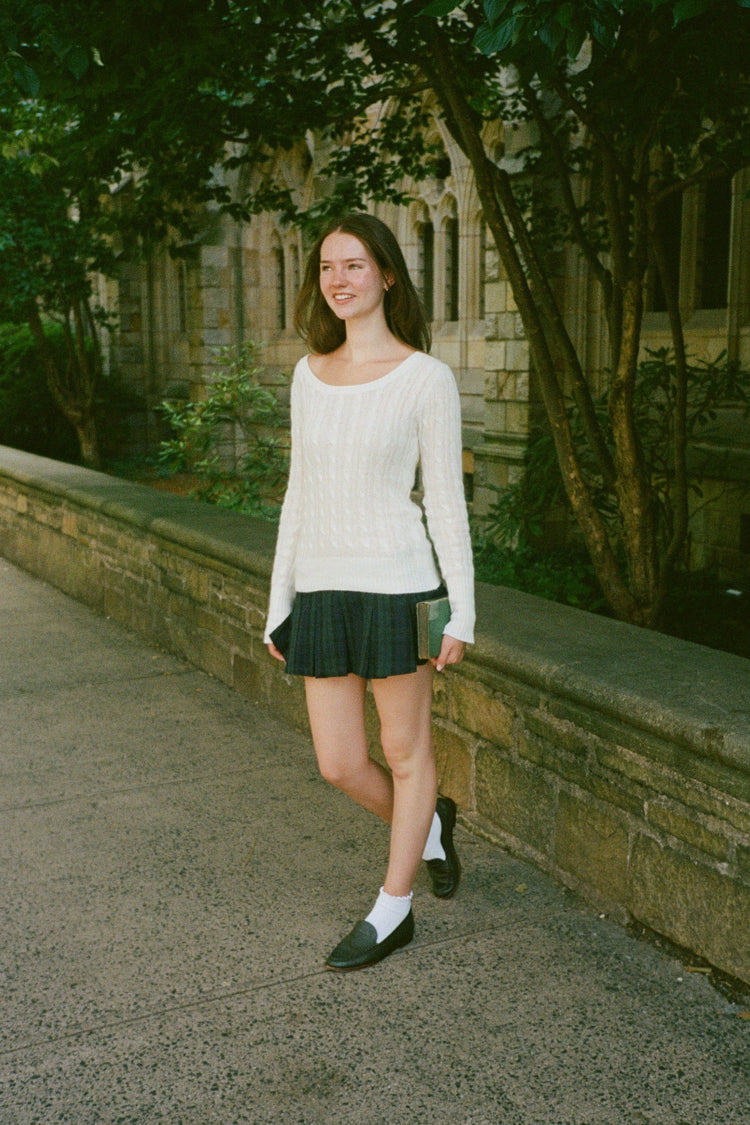 Alina Sweater | White / Regular Fit