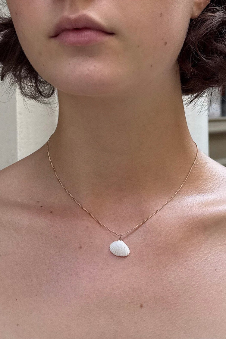Seashell Necklace | Gold