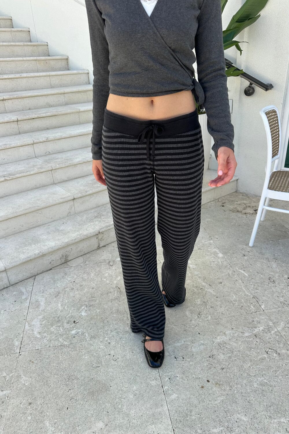 Hilary Striped Pants | Black And Charcoal Stripes / XS/S