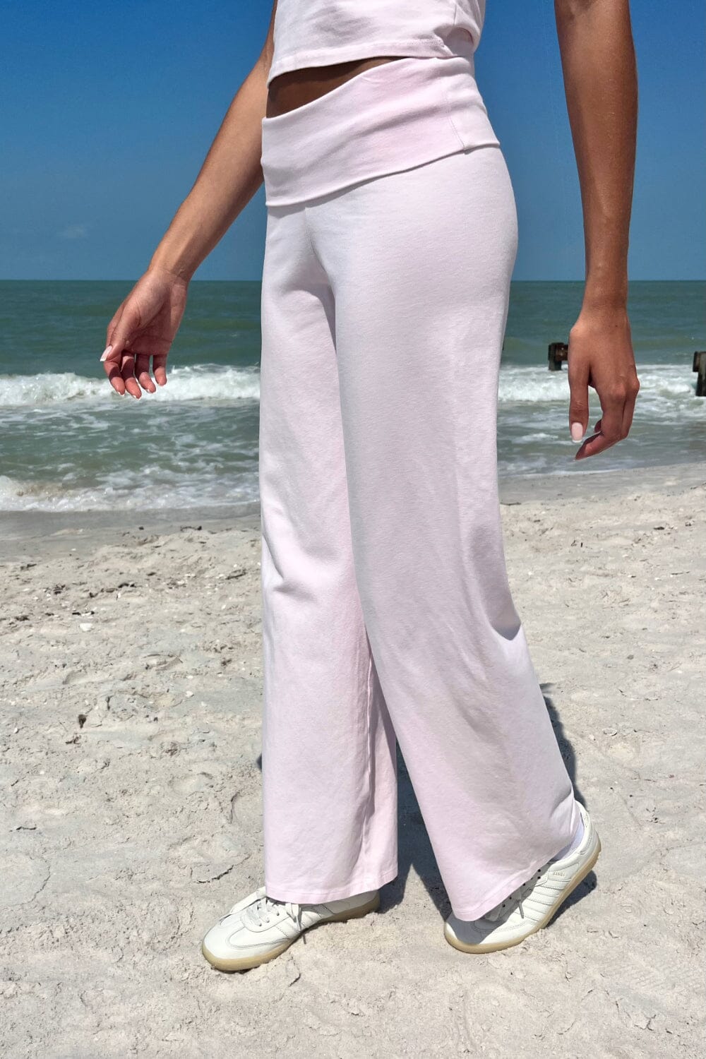 Service 9983 Priscilla Pants – Brandy Melville UK