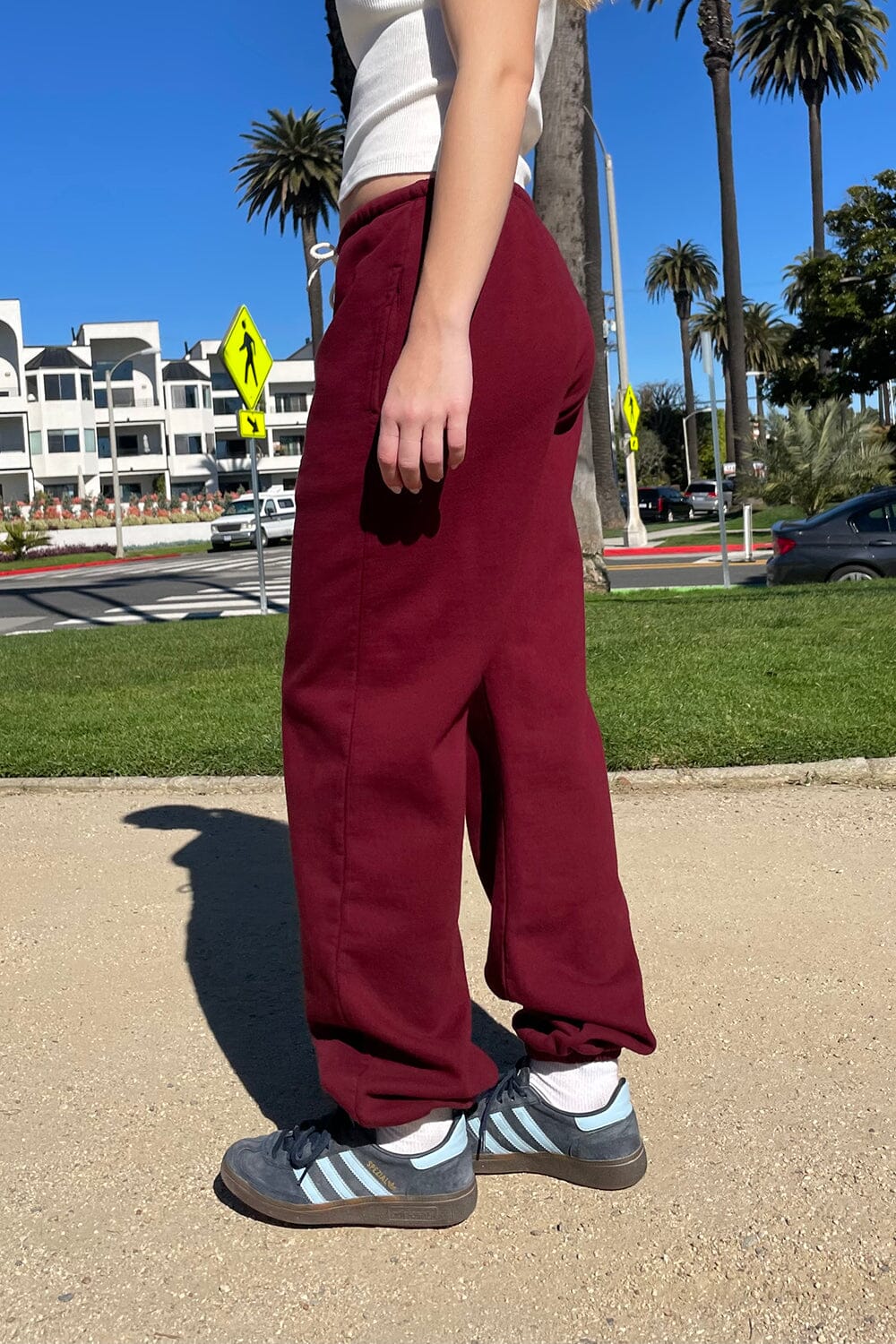 Burgundy / S