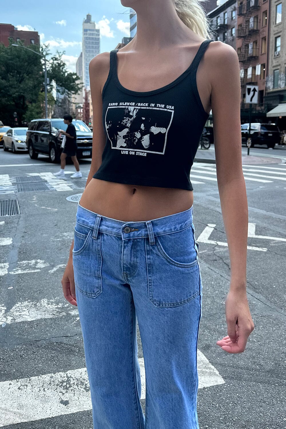 Black / Cropped Fit