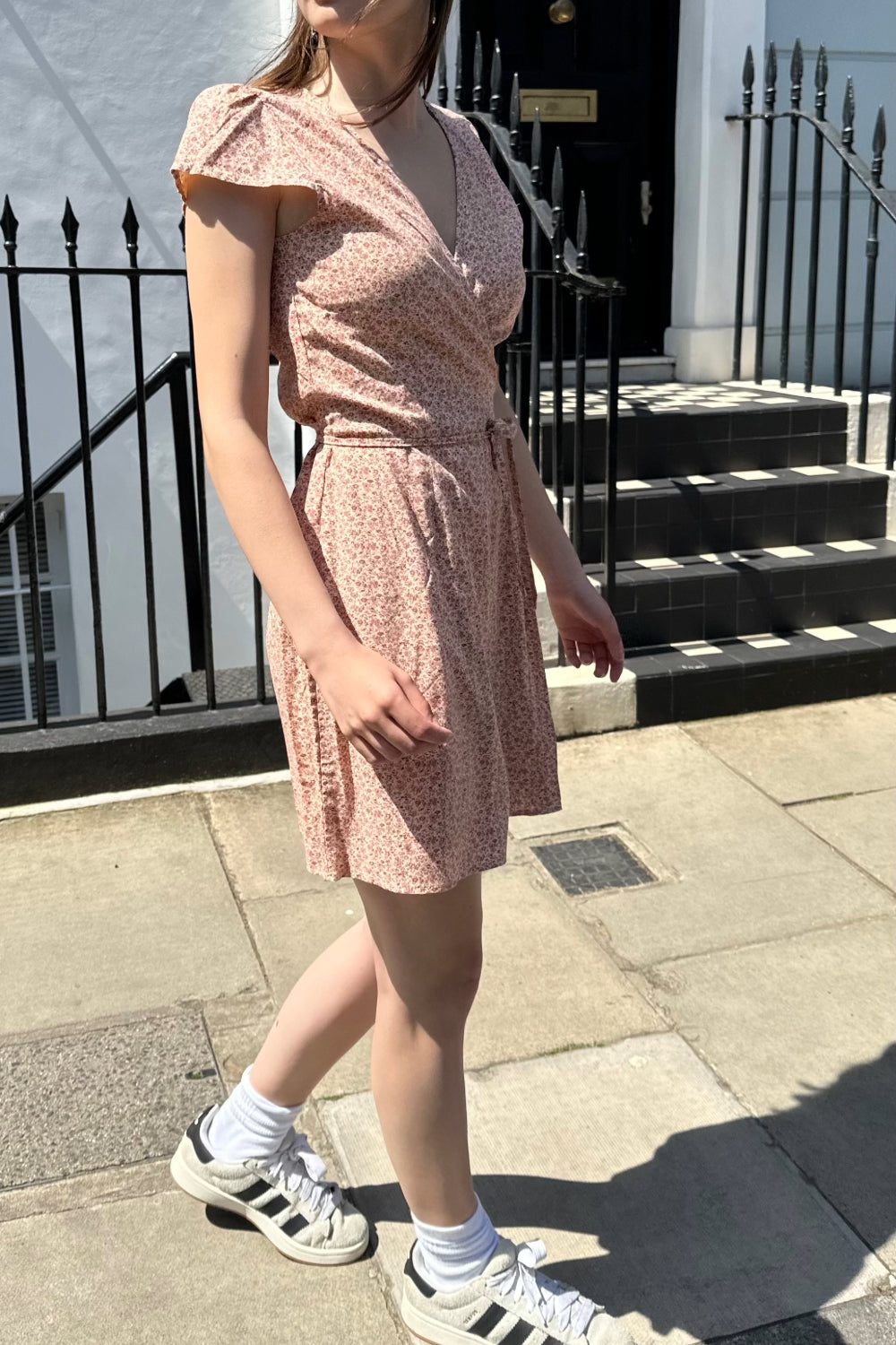 brandy melville robbie dress green Brandy Melville | Dresses | Brandy Melville Green Floral Robbie Dress