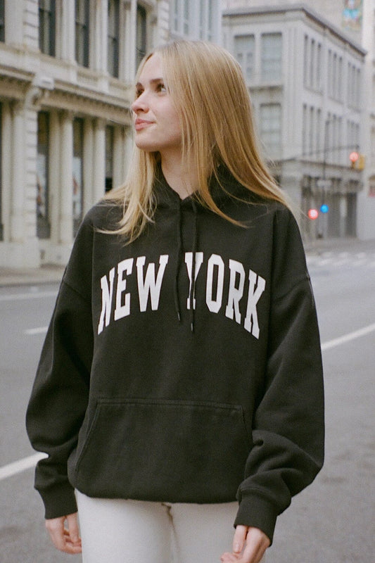 Black / Oversized Fit
