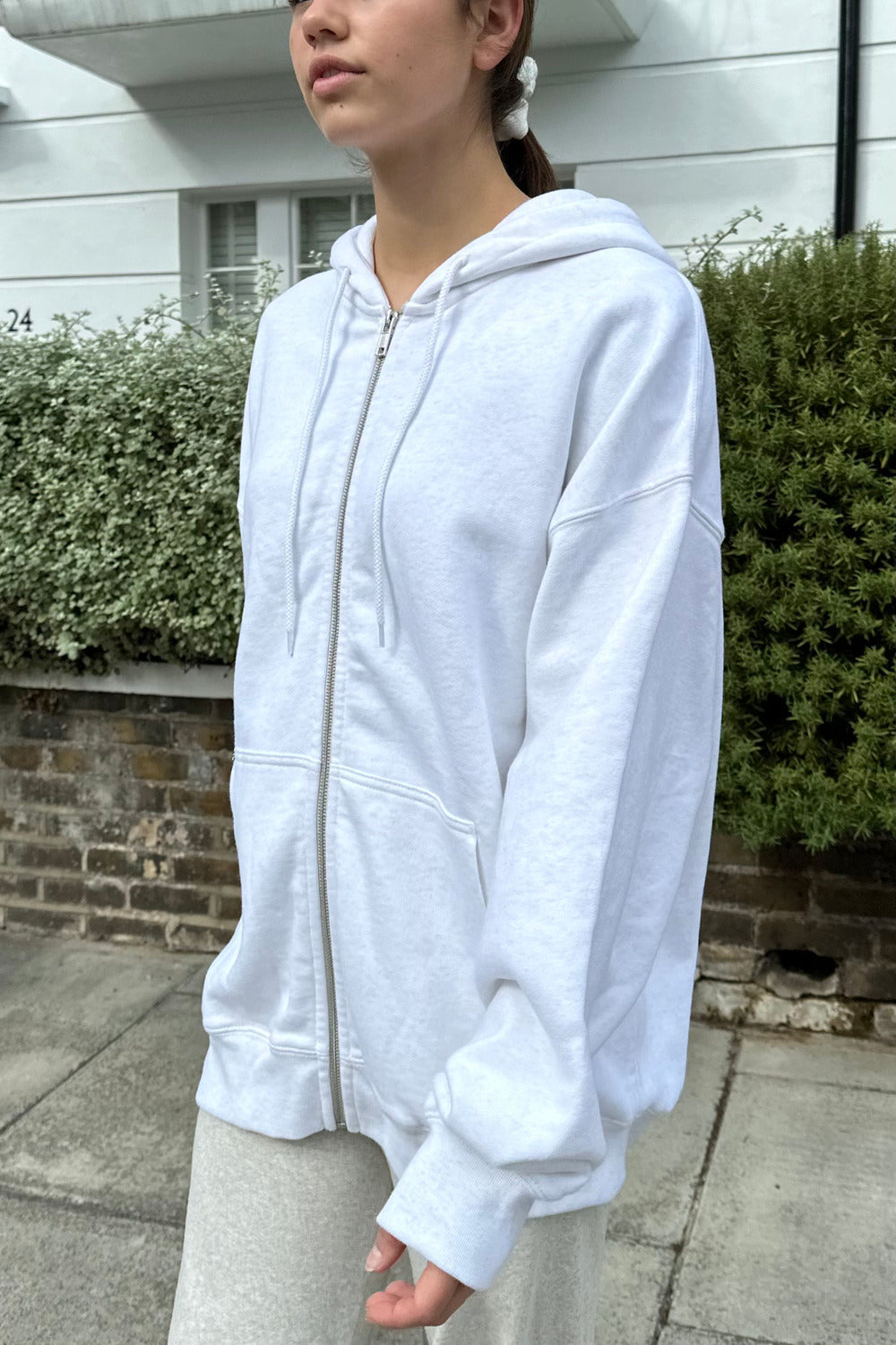 Off White Melange / Oversized Fit