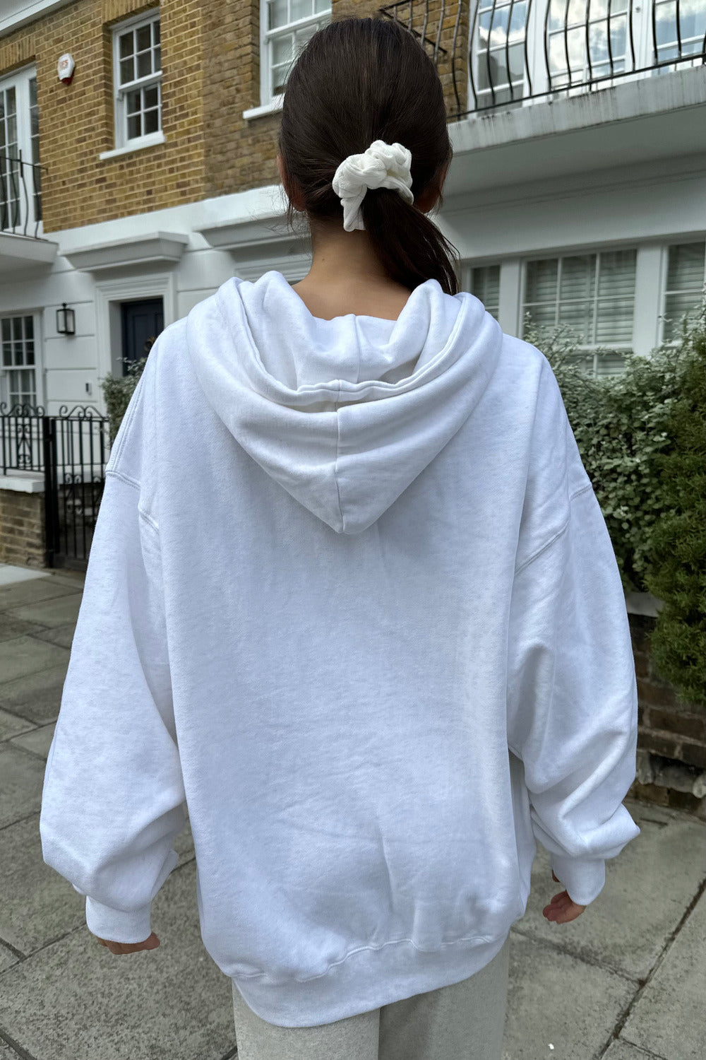 Off White Melange / Oversized Fit