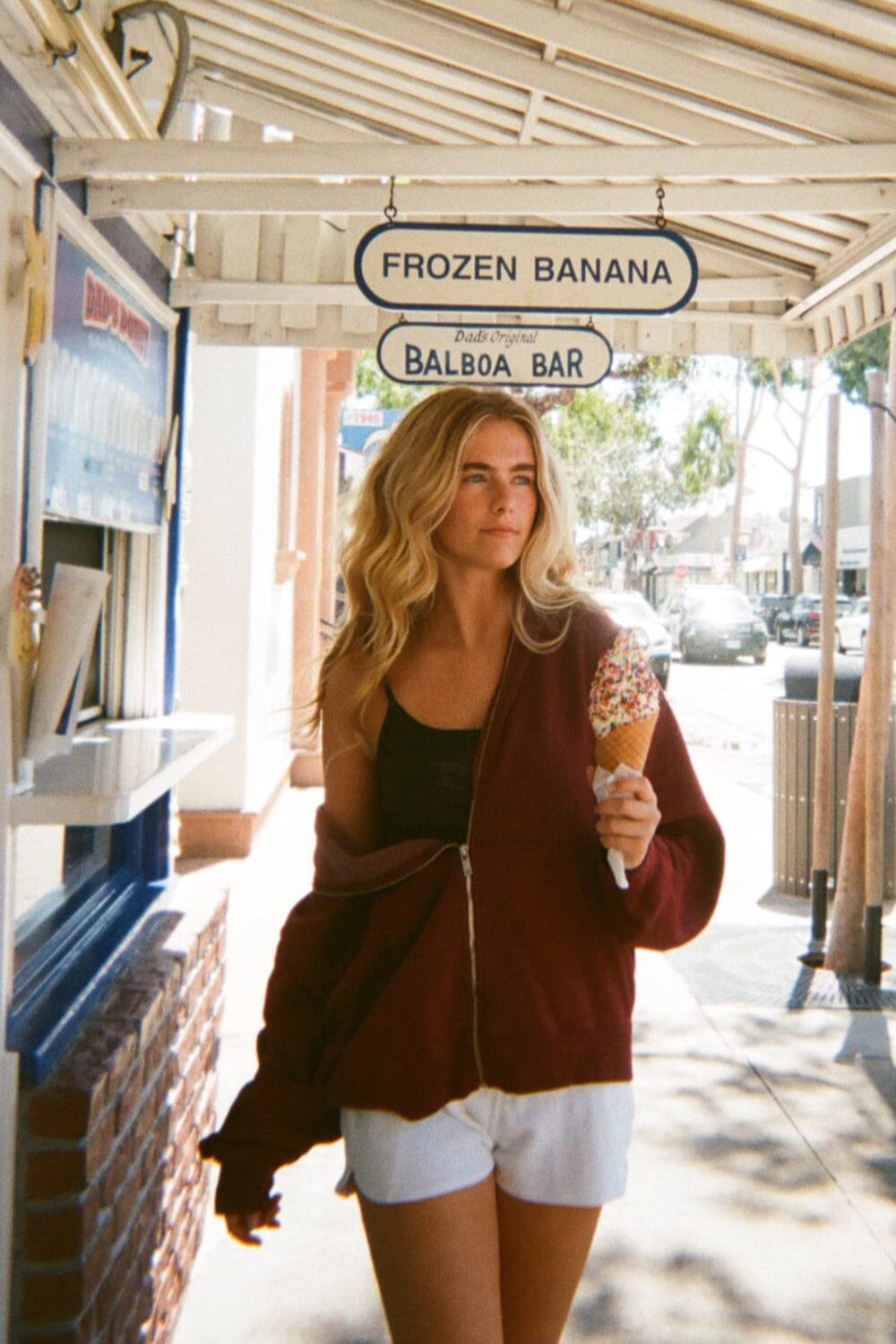 Burgundy / Oversized Fit