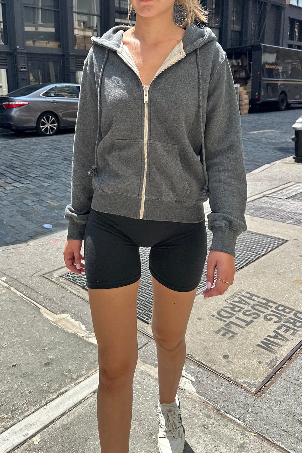 Heather Grey / Regular Fit