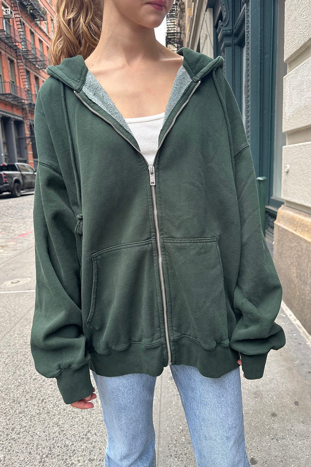 Cara hoodie brandy melville Outlet
