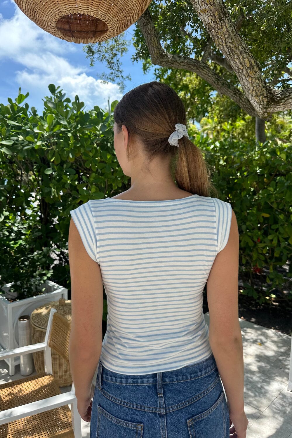 Amara Stripes Top | Thin Blue Stripes With White / XS/S