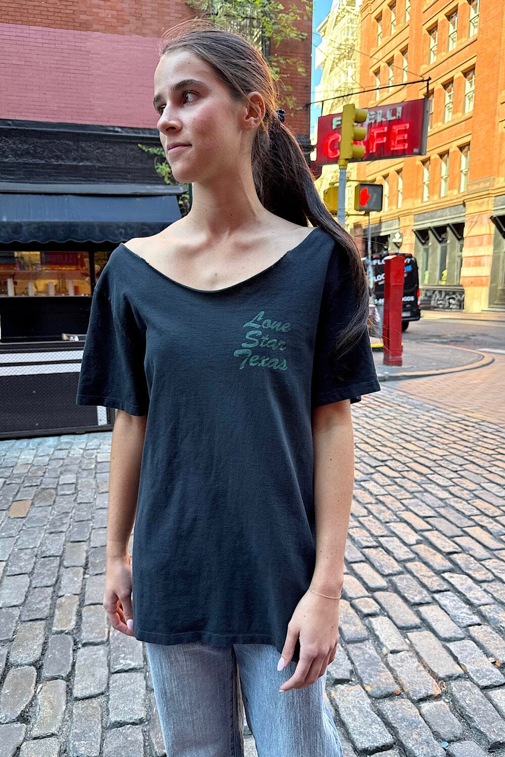 Black / Oversized Fit