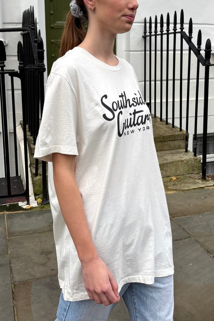 Penelope Southside Guitars Top | White / Oversized Fit