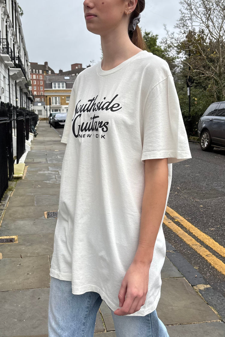 Penelope Southside Guitars Top | White / Oversized Fit