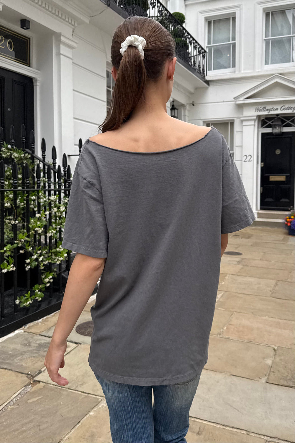 Dark Grey / Oversized Fit