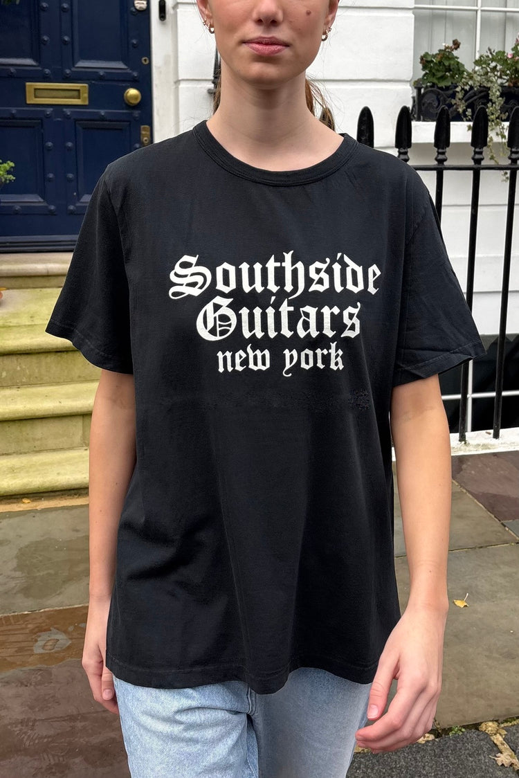 Southside Guitars Top | Black / Oversized Fit