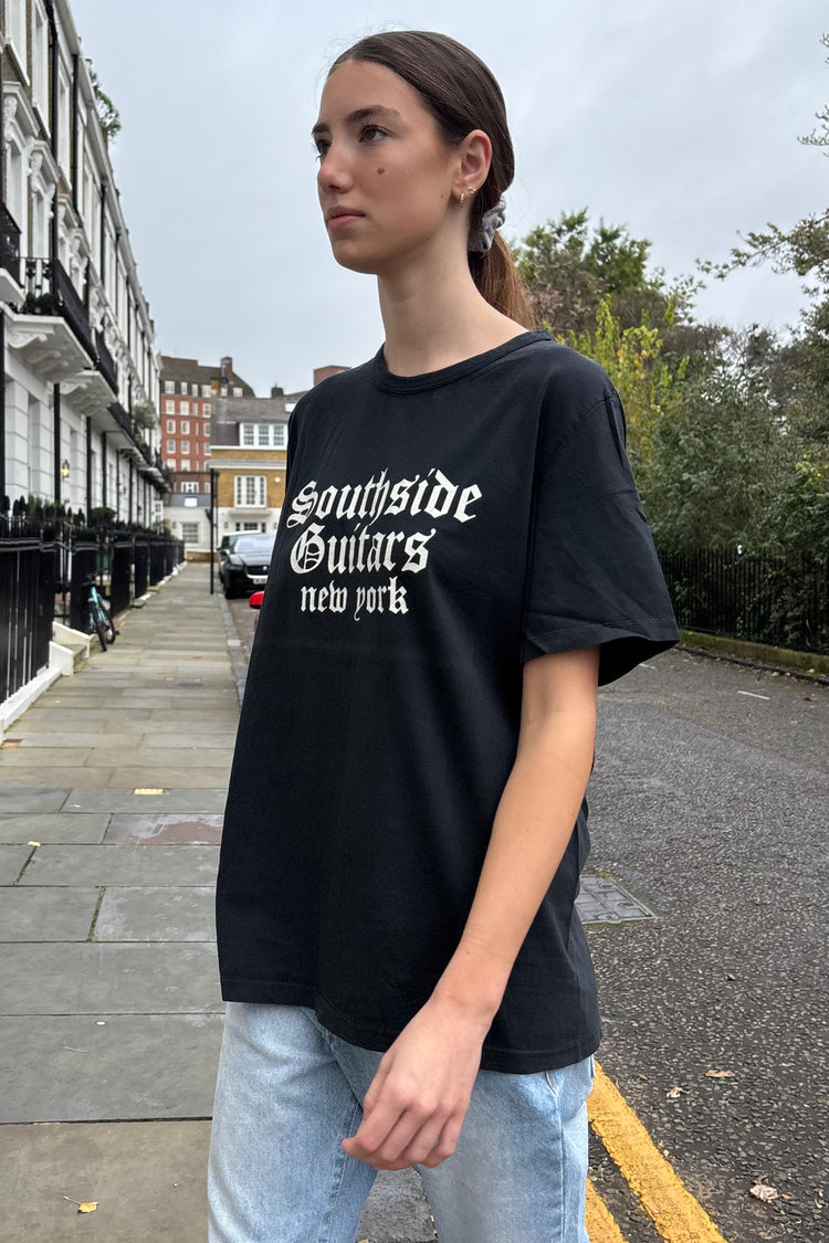 Southside Guitars Top | Black / Oversized Fit