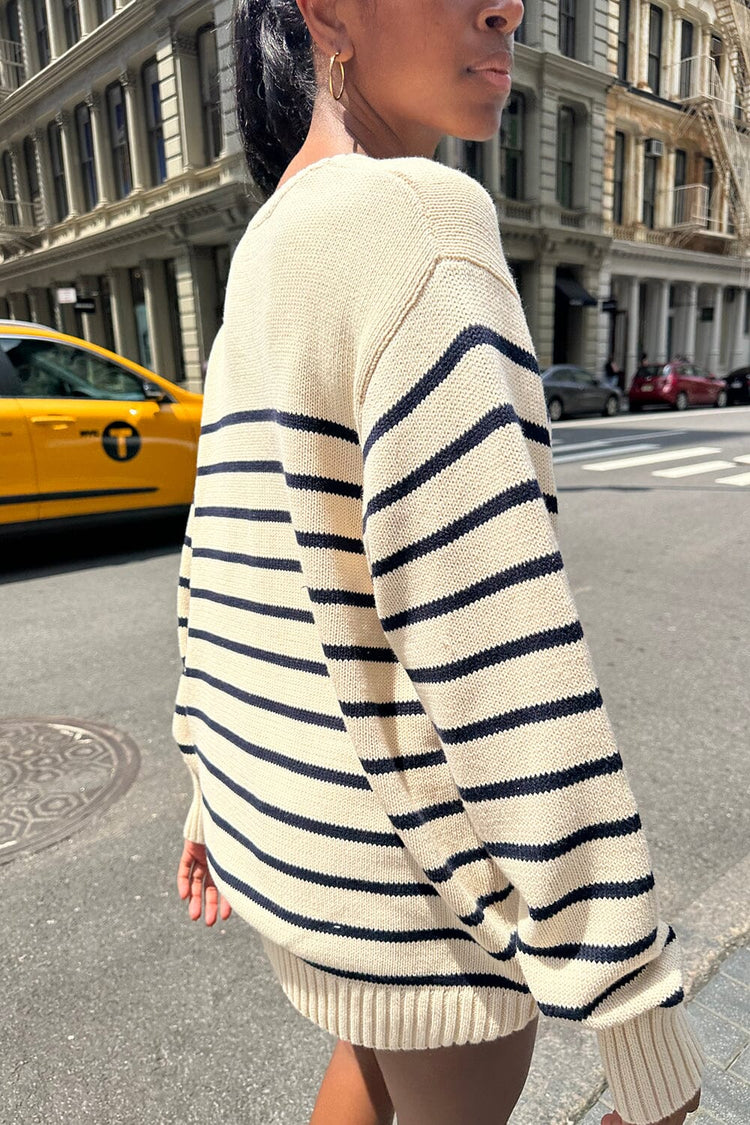 Beige and Navy Blue Thin Stripes / Oversized Fit