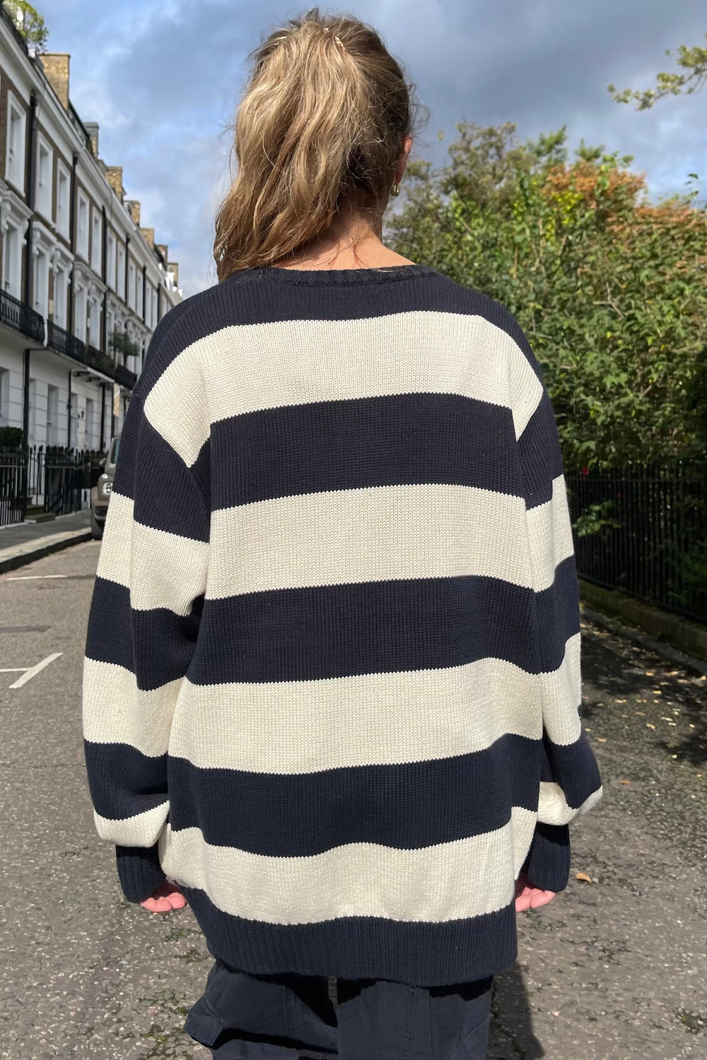 Cream Navy Blue Stripes / Oversized Fit