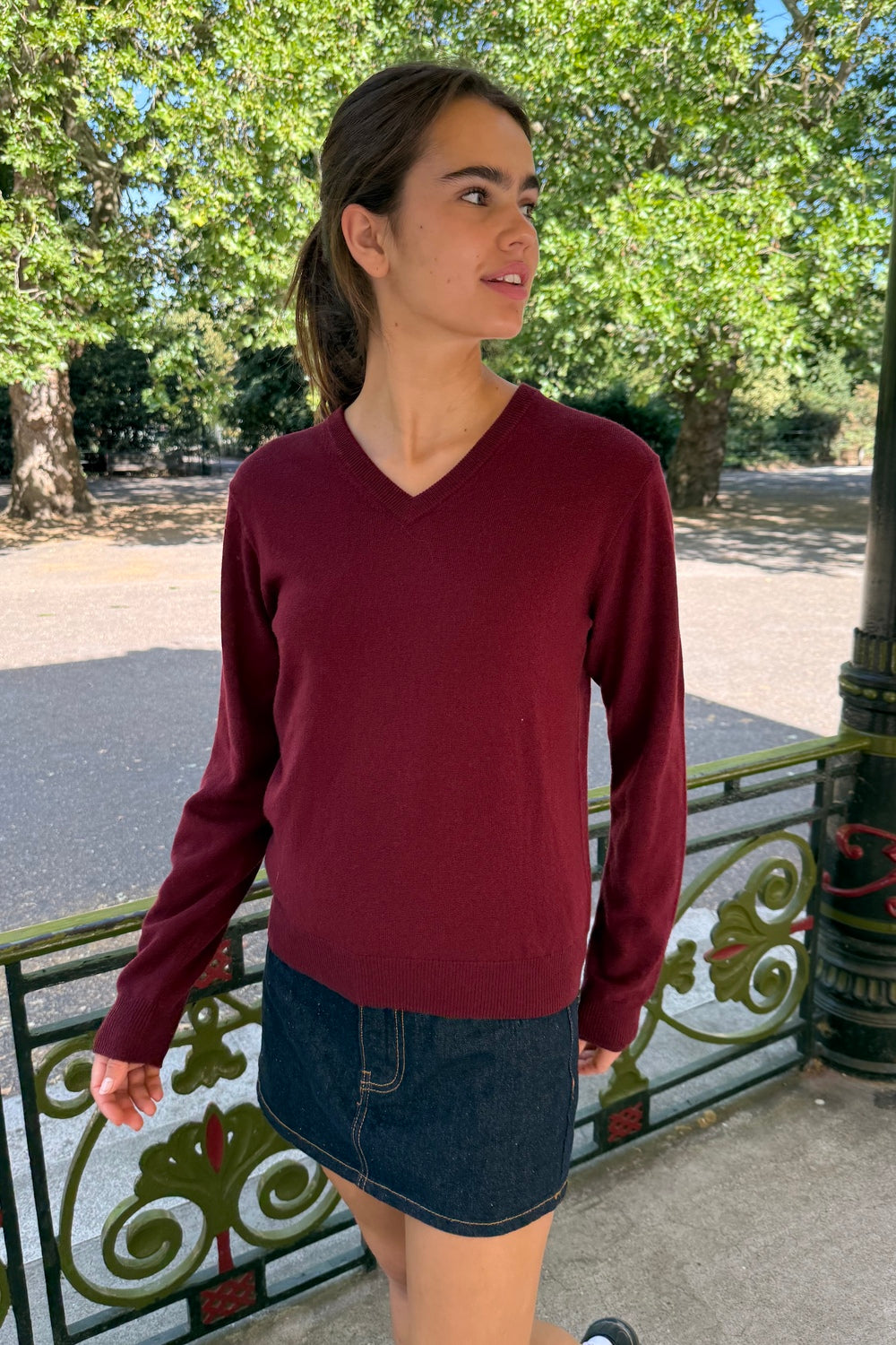 Nikki Wool V-Neck Sweater | Burgundy / Regular Fit