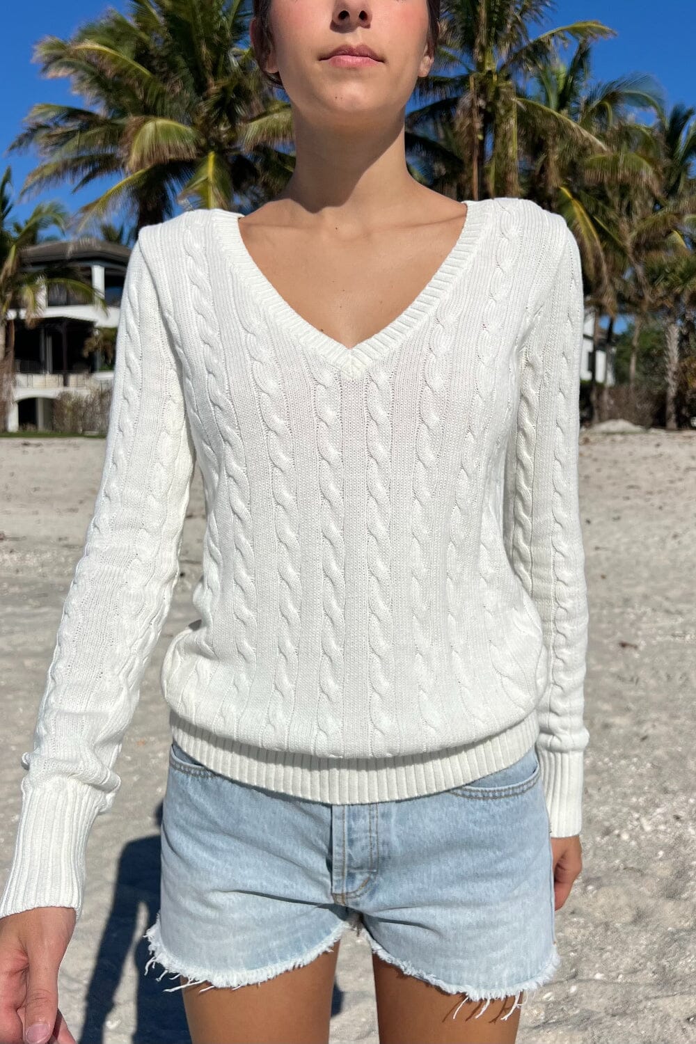White / Regular Fit