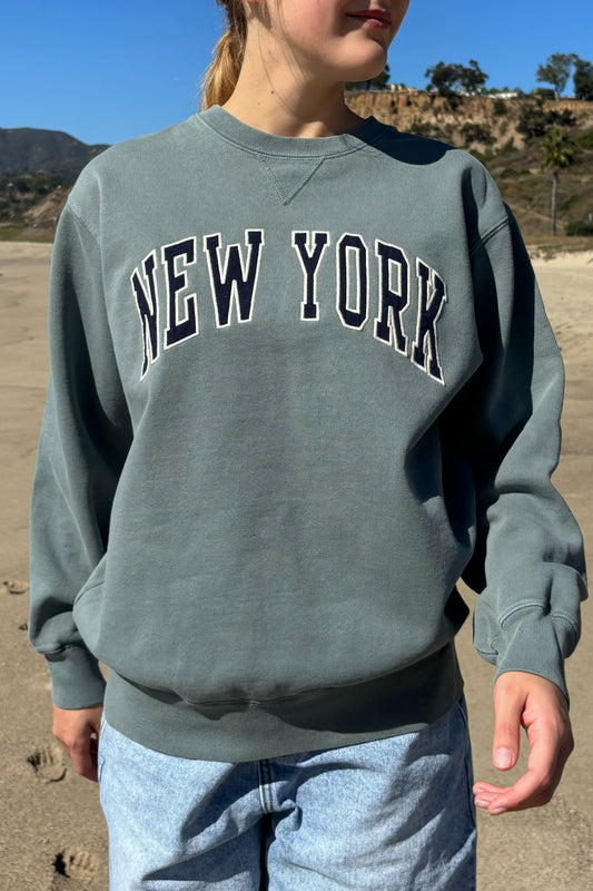 Dark Sage Green / Regular Fit