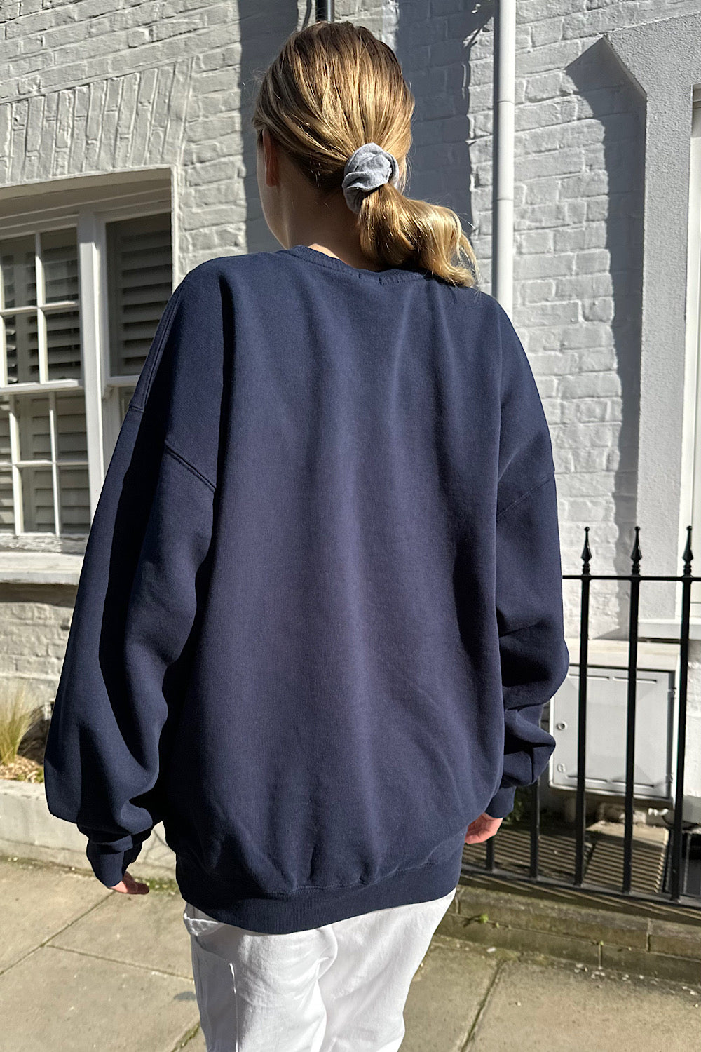 Erica Boston Sweatshirt – Brandy Melville UK
