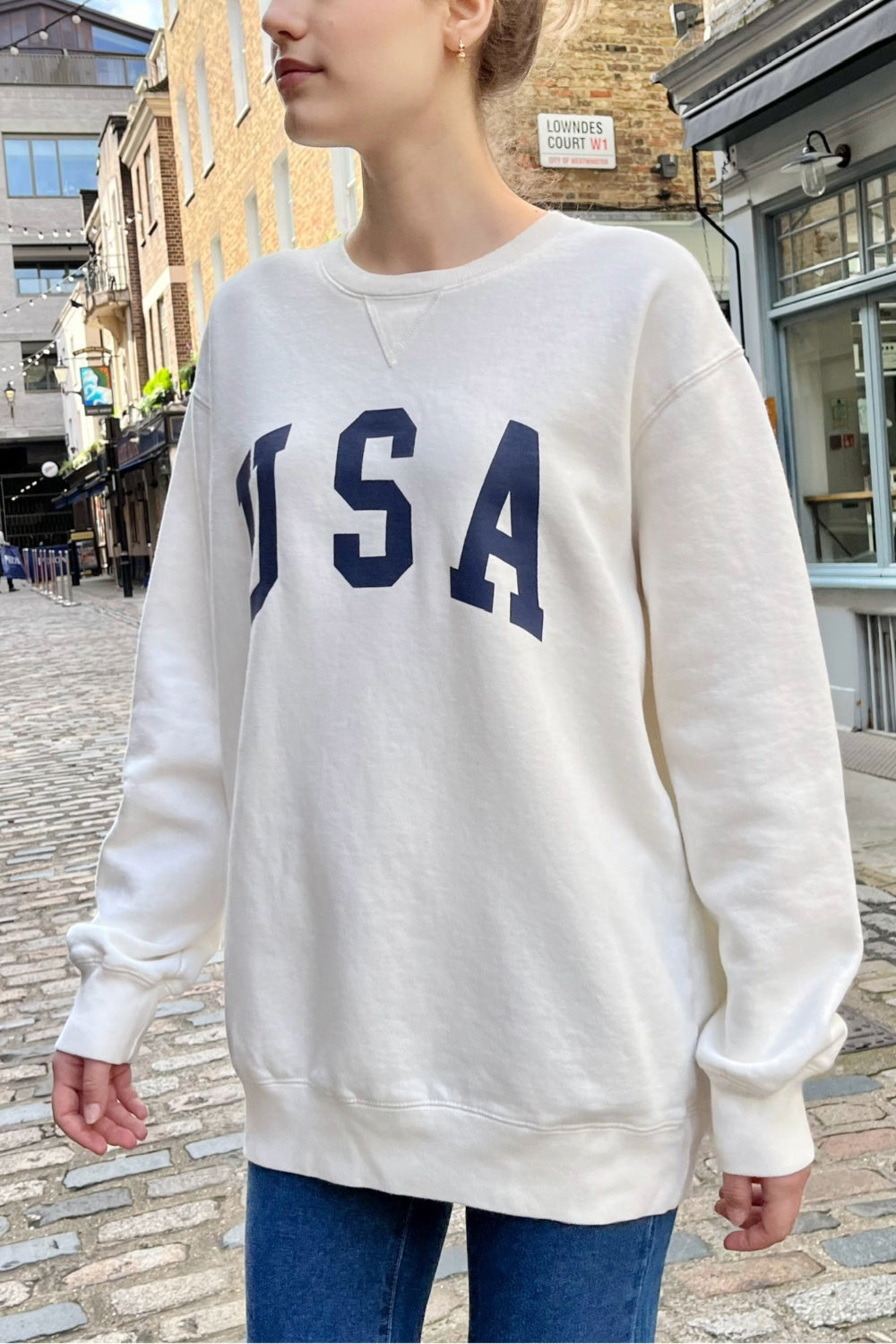 Natural White / Oversized Fit