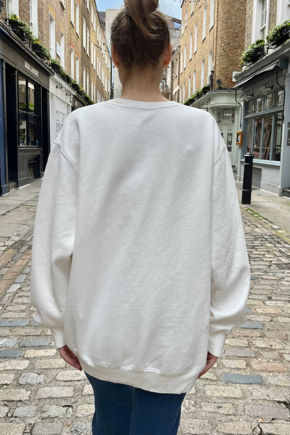 Natural White / Oversized Fit