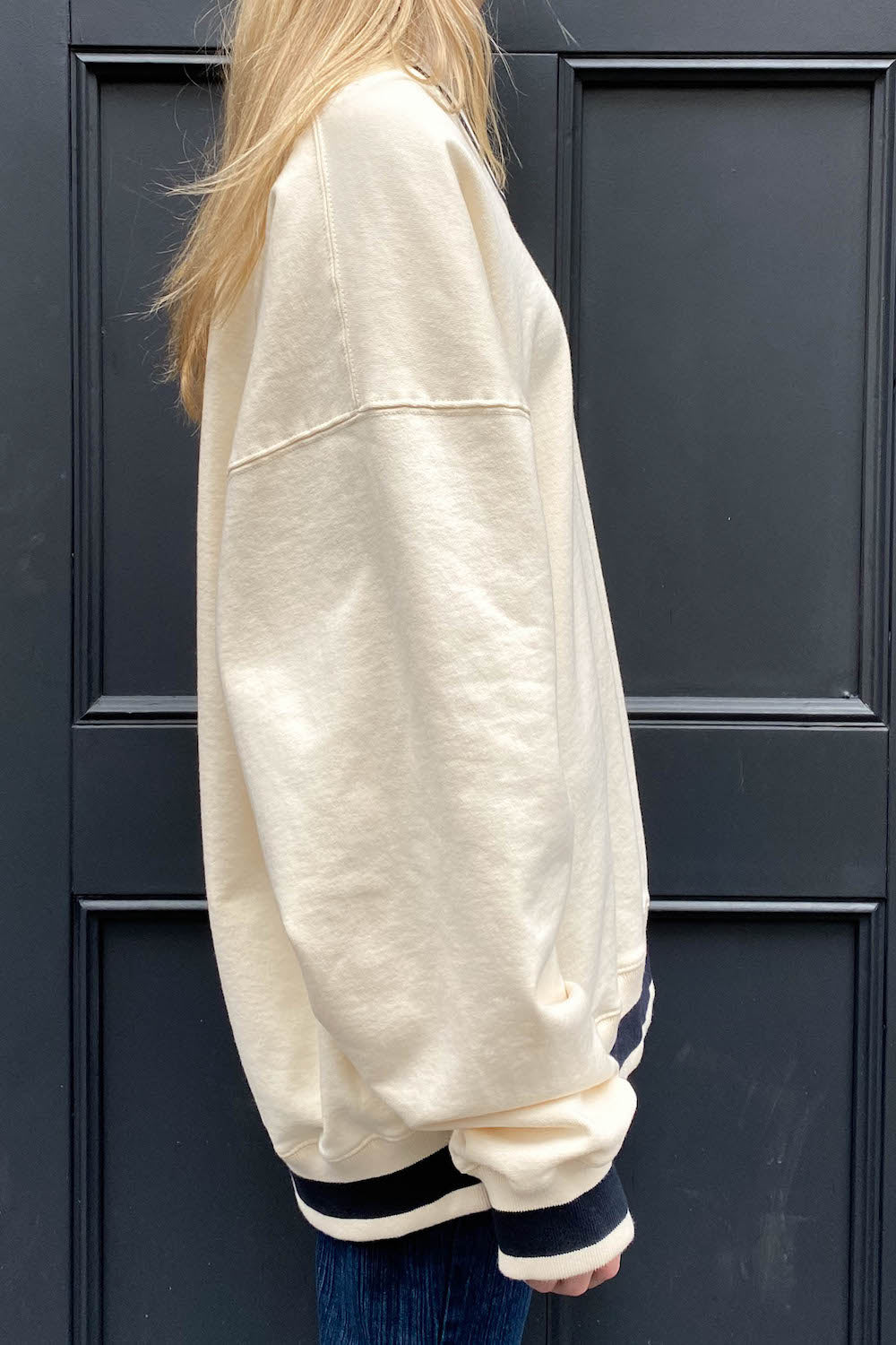 Cream / Oversized Fit