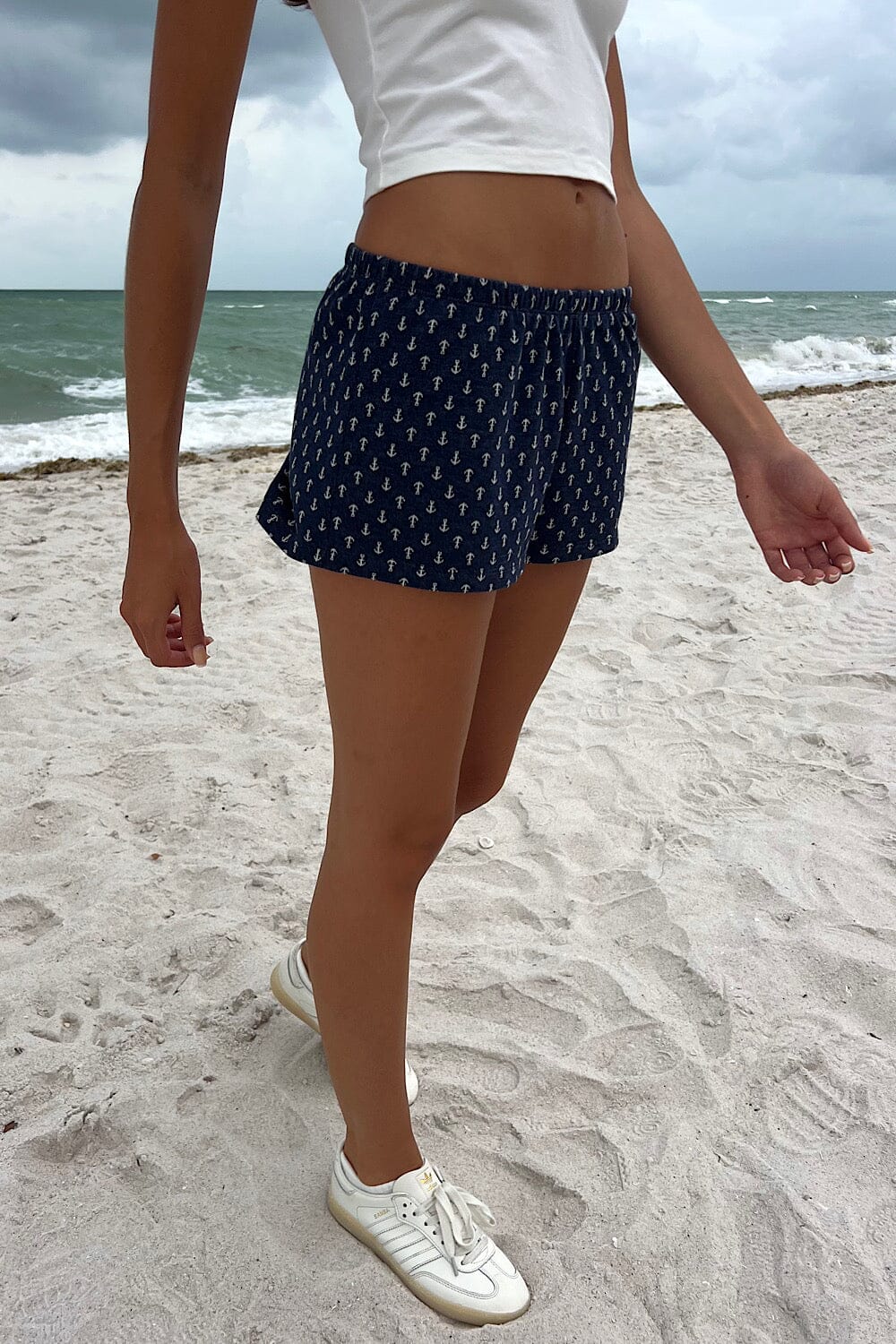 Navy Blue With White Anchor / XS/S