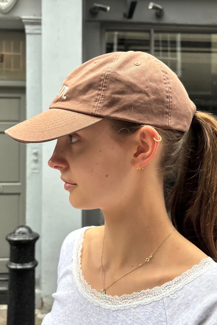 Katherine ST.Moritz Cap | Brown 