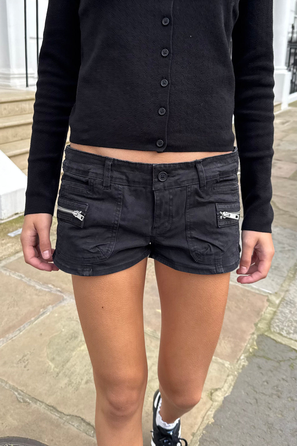 Navaeh Shorts | Black / XS/S