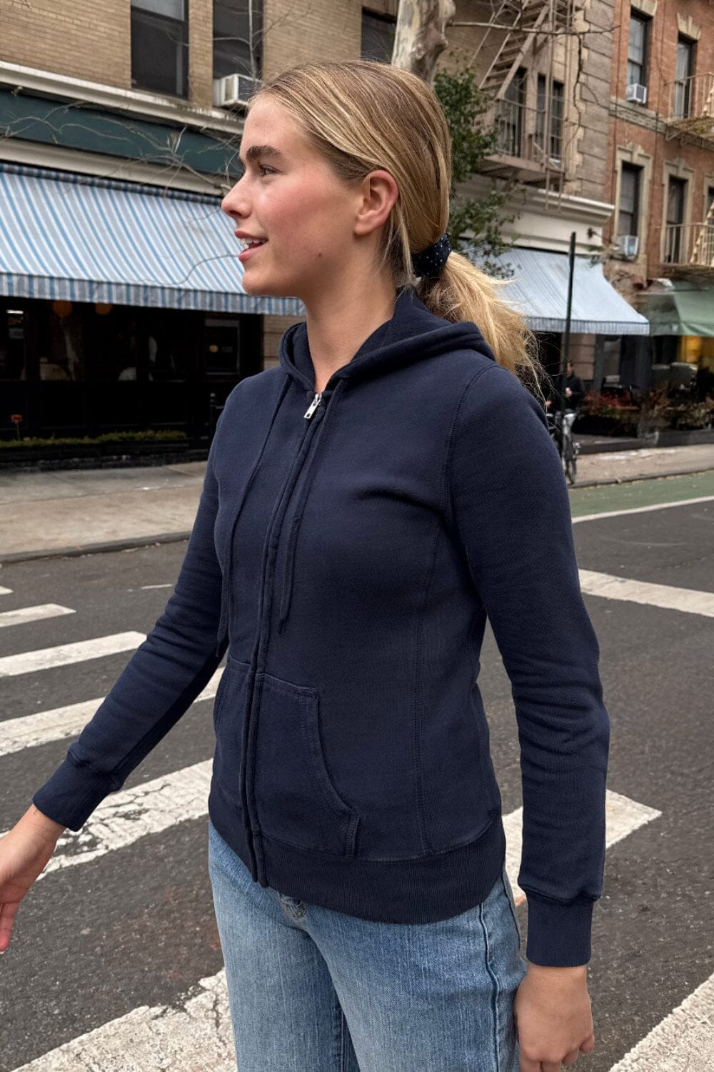 Classic Navy / Regular Fit