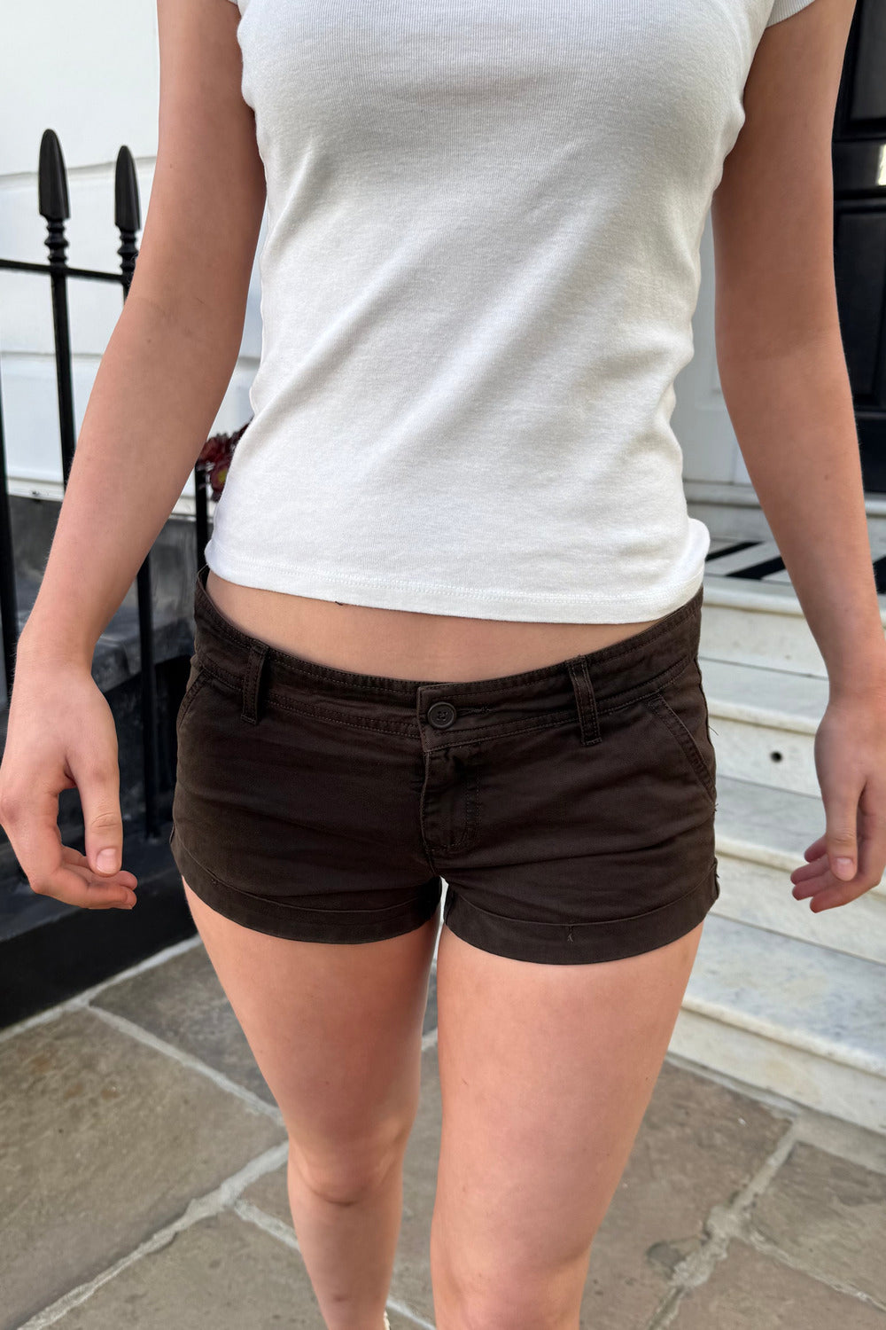 Zorah Shorts | Dark Brown / XS/S