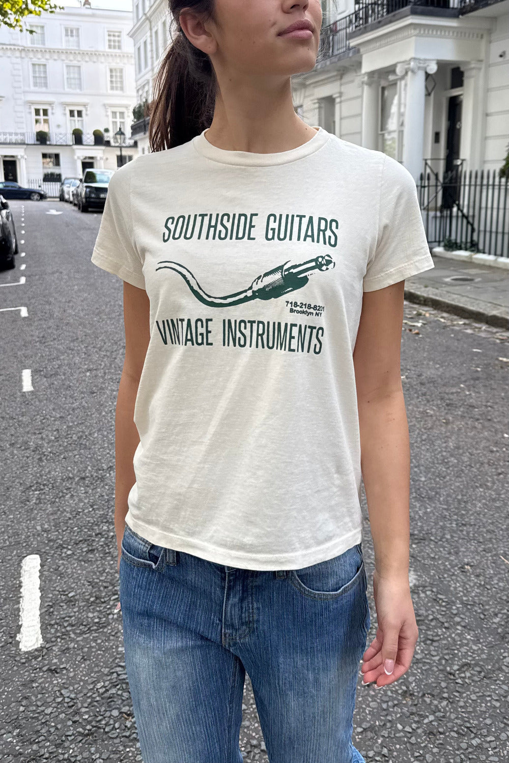 Chloe Southside Guitar Top | Ivory / Regular Fit