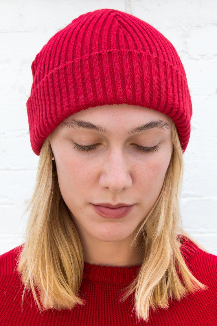 Knit Beanie | Red