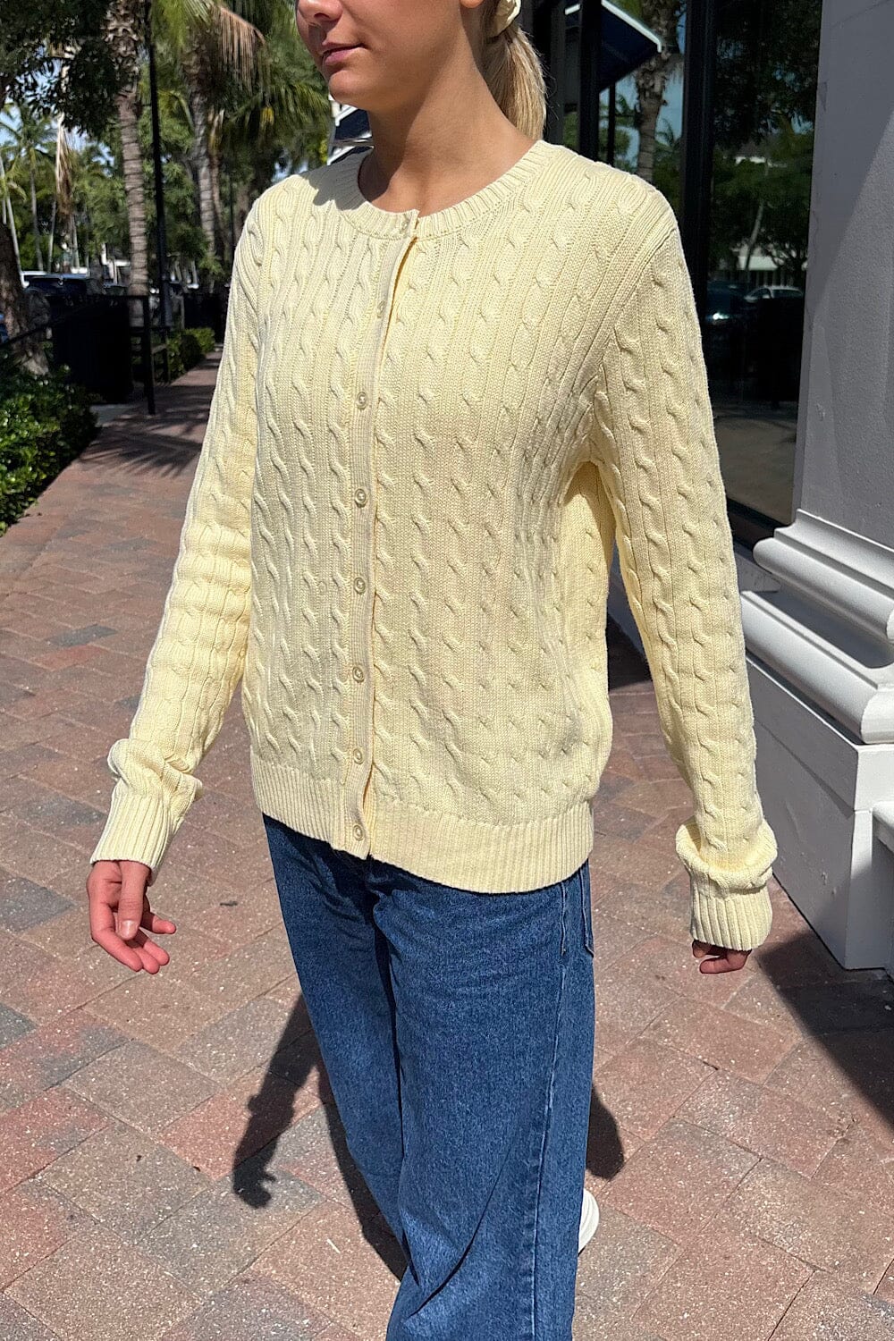 Pastel Yellow / Regular Fit