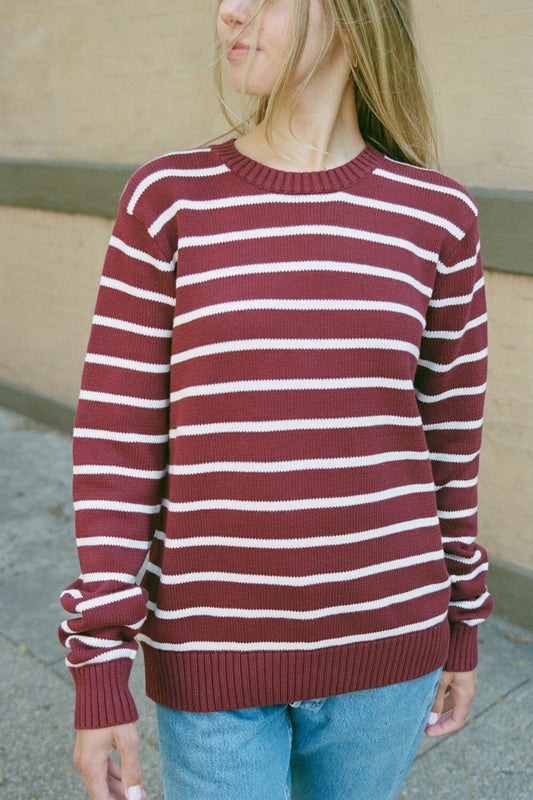 Burgundy White Stripes / Regular Fit