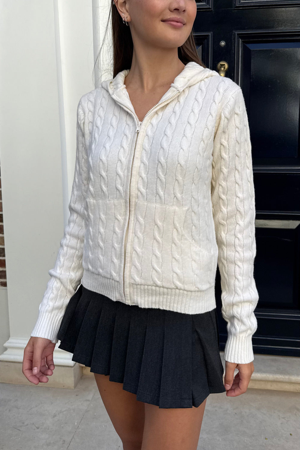 Natural White / Regular Fit