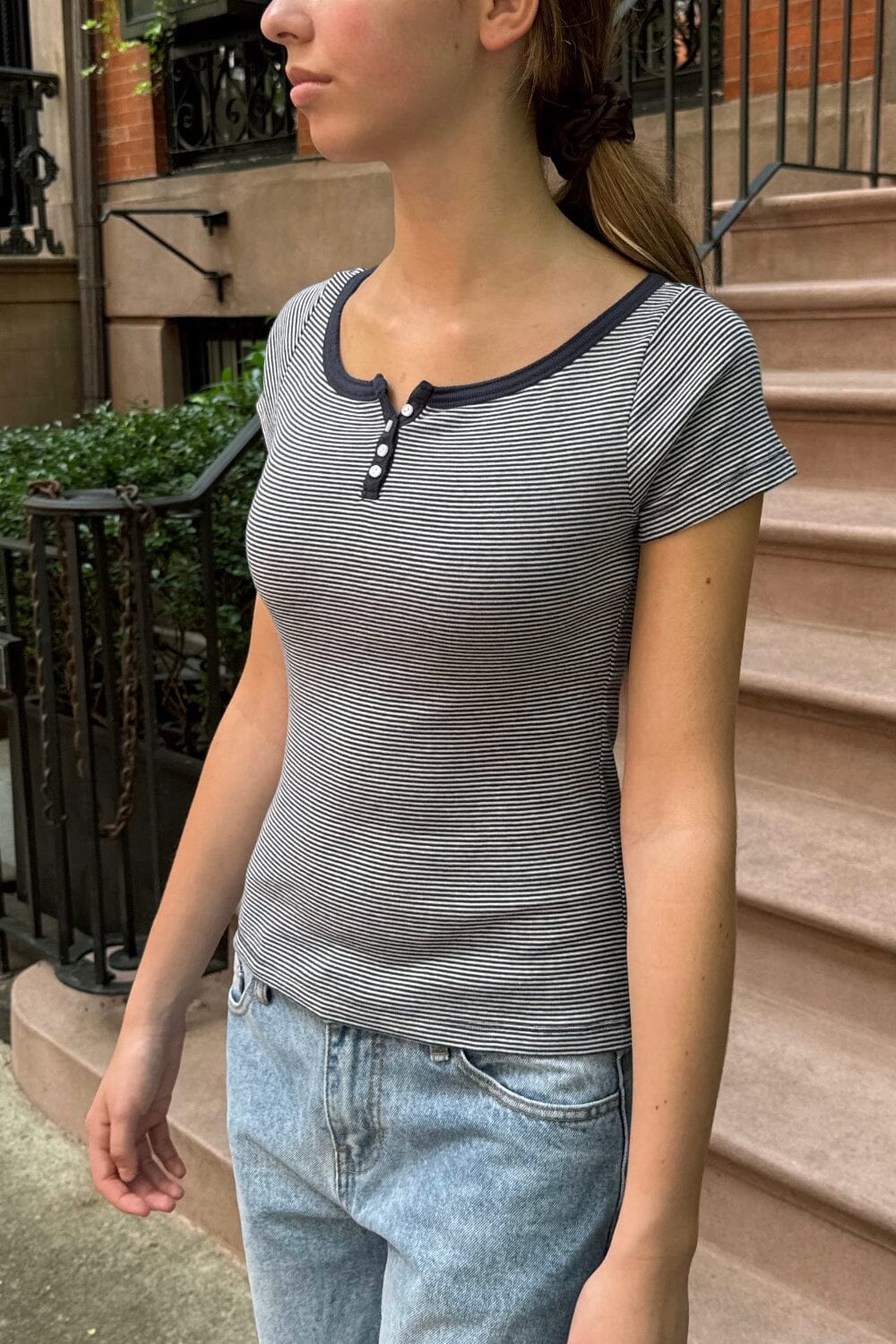 White And Navy Blue Thin Stripes / XS/S