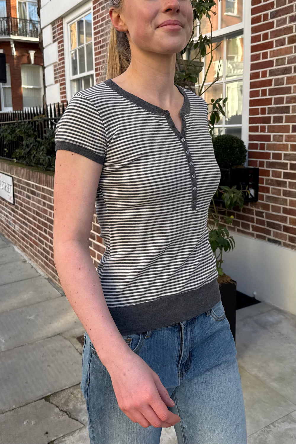Zelly Striped Top | Dark Grey White Stripes / XS/S
