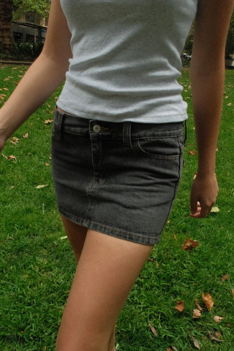 Malia Denim Mini Skirt | Faded Black Denim / XS/S