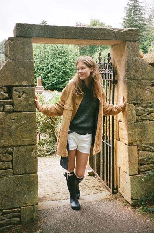 Tan / Oversized Fit