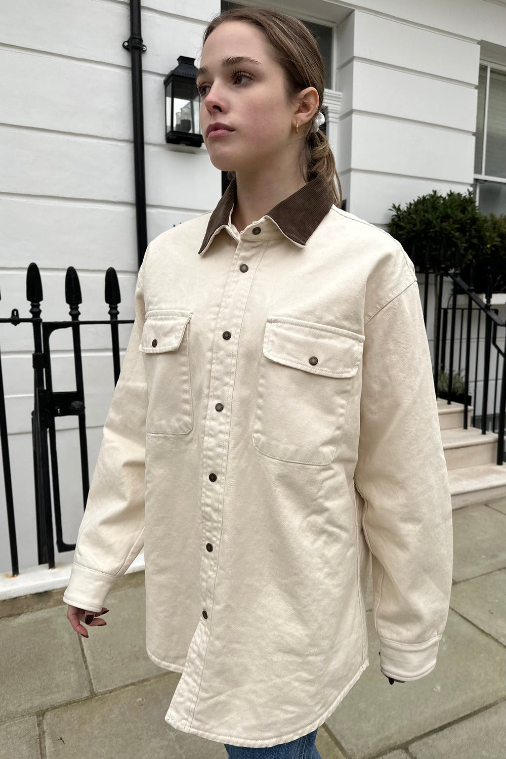 Ivory / Oversized Fit