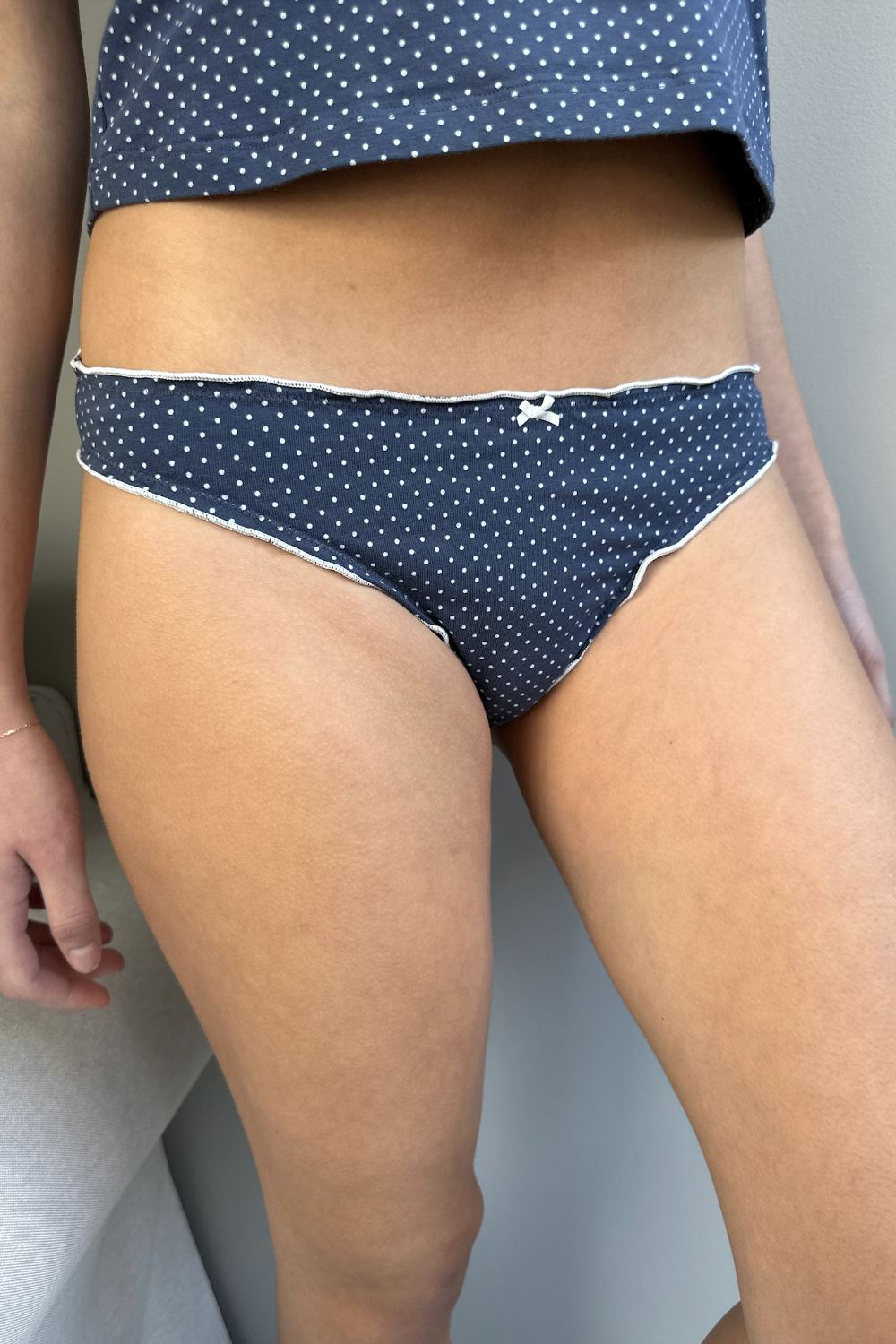 Faded Navy With White Polka Dots / XS/S