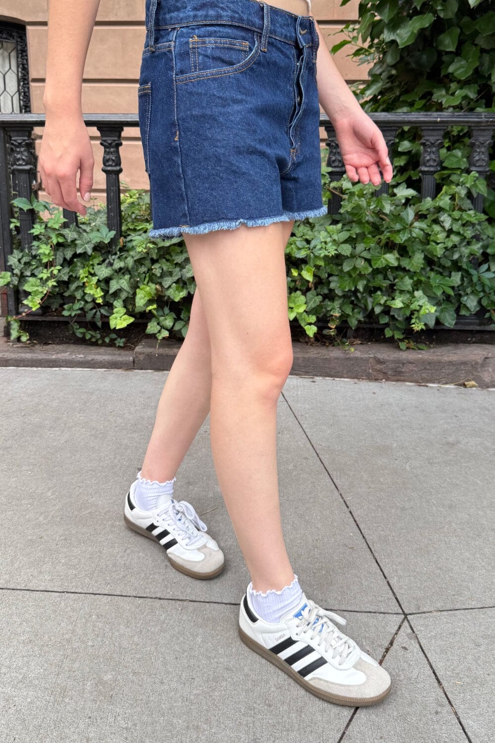 Dark Denim / M