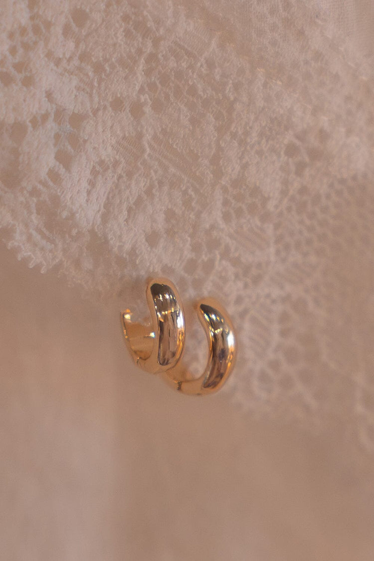 Mini Huggie Earrings | Gold