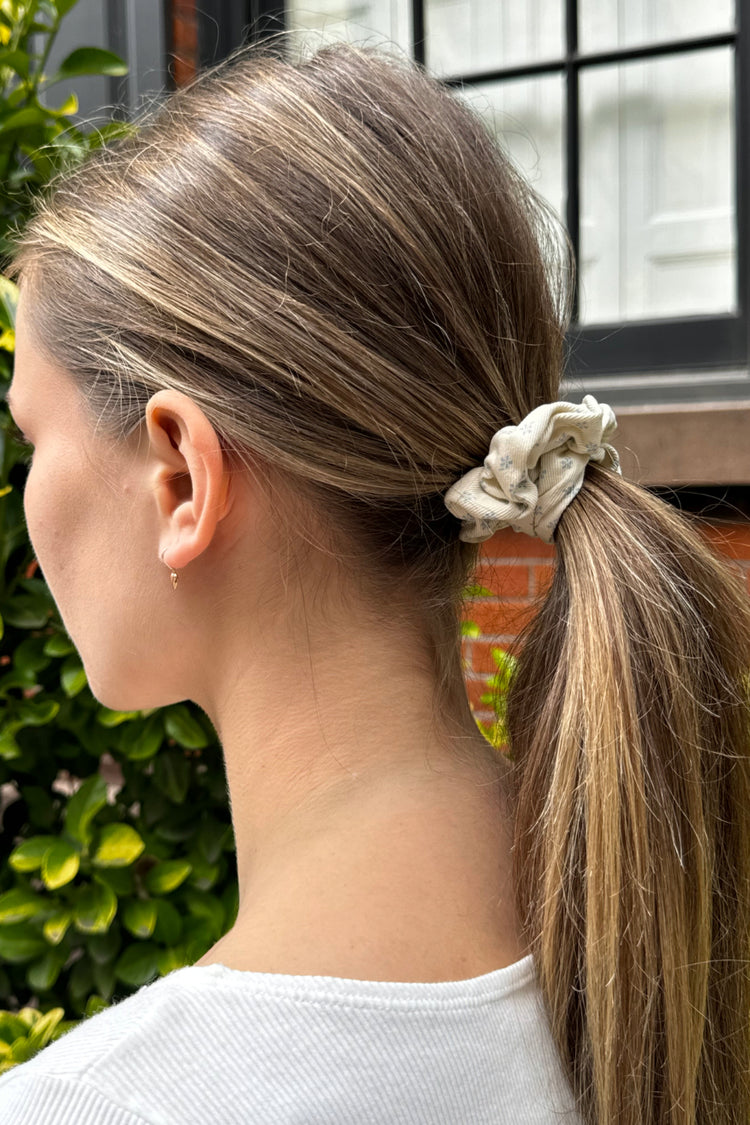 Floral Scrunchie | Cream Blue Flowers